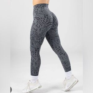 Paragon Wild Black & Grey Athletic Workout Leggings
